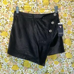 Women’s Guess NWT Pleather Skort